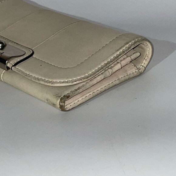 Vintage Coach Cream Leather Continental Wallet - Picture 6 of 10